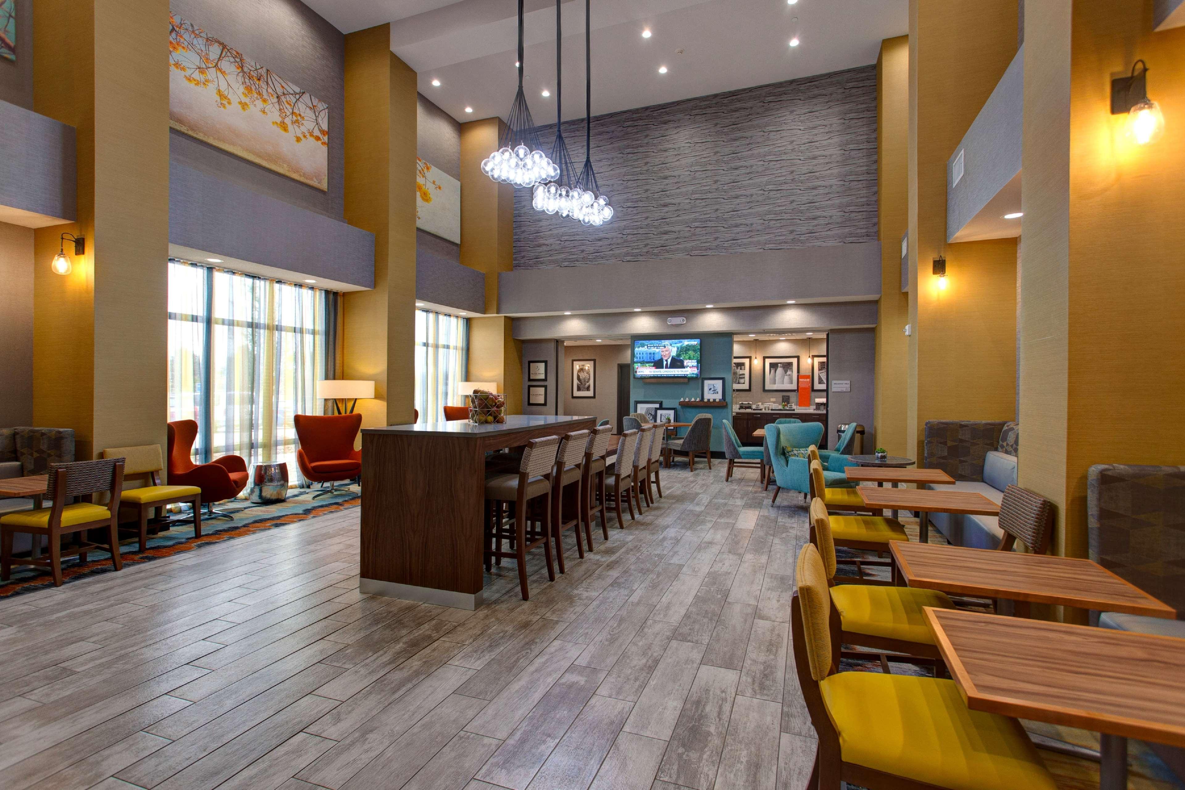Hampton Inn&Suites-Wichita/Airport, KS Extérieur photo